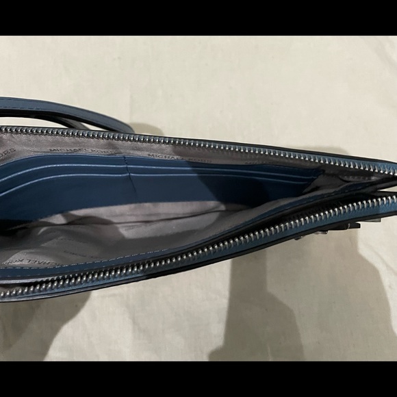 Michael Kors Clutch - Picture 3 of 8